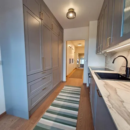 Northern Star Penthouse - Luxury Lejlighed
