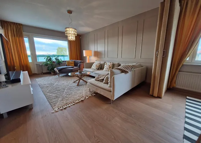 Northern Star Penthouse - Luxury דירה רובניימי